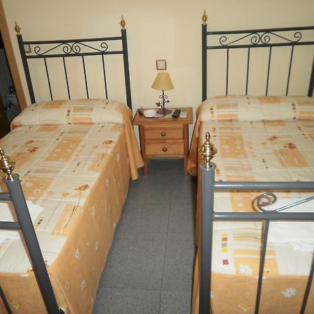 Hostal Miraflor De Las Cadenas Cuacos De Yuste Eksteriør billede