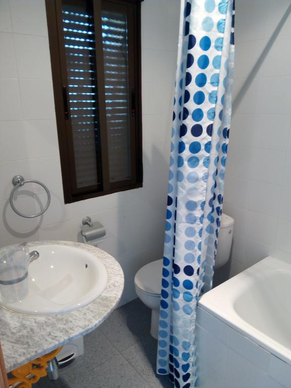 Hostal Miraflor De Las Cadenas Cuacos De Yuste Eksteriør billede