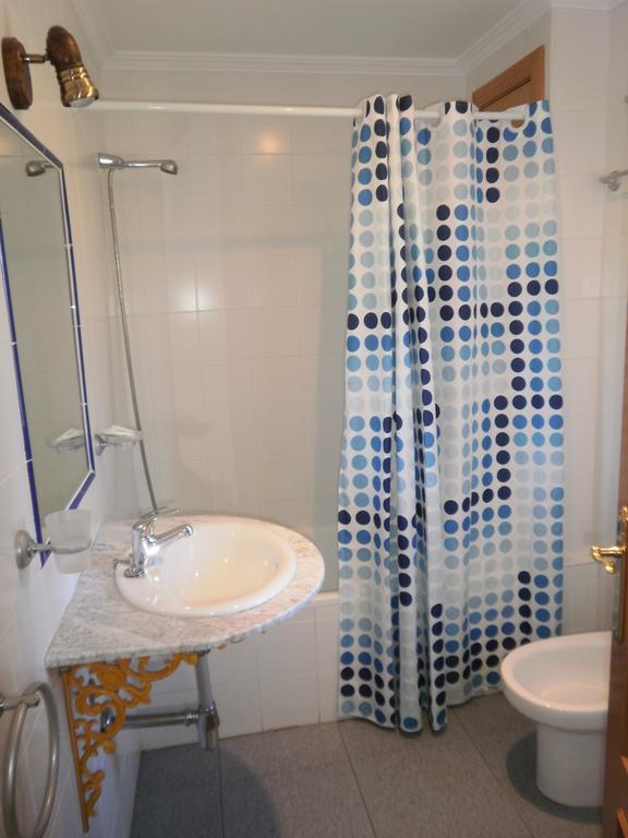 Hostal Miraflor De Las Cadenas Cuacos De Yuste Eksteriør billede